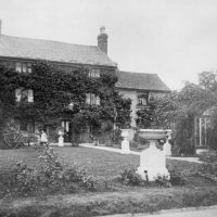 number-102-the-woodlands-originally-a-farmstead-then-owned-by-anstey-brewery